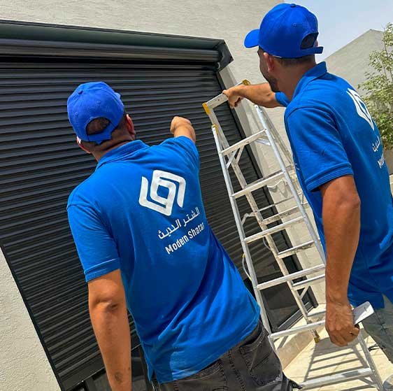 متخصصون في تركيب شتر النوافذ والأبواب في الرياض
